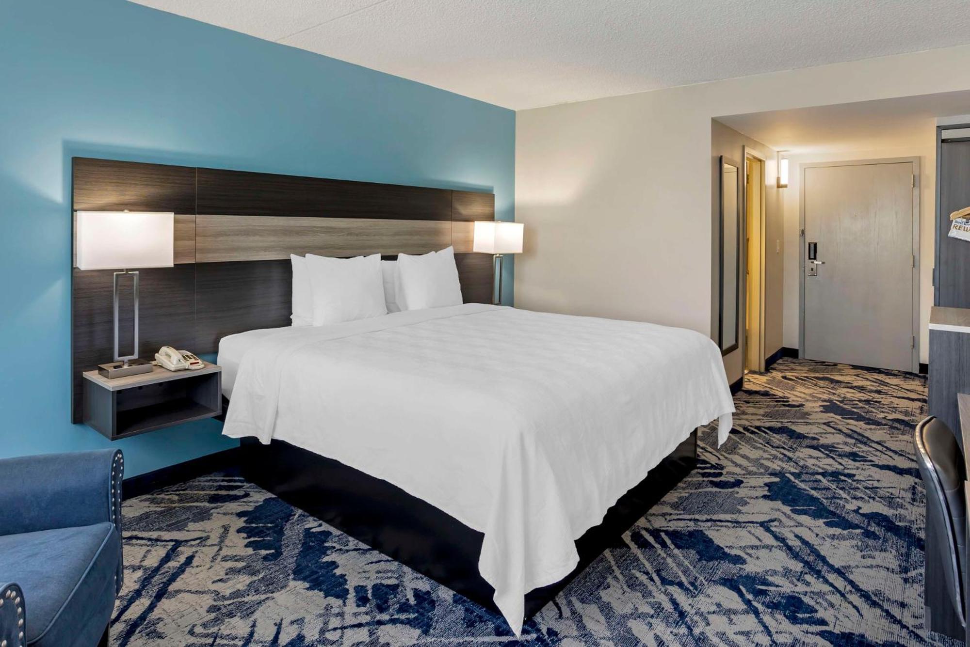 Best Western Rutgers University Hotel East Brunswick Ngoại thất bức ảnh